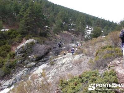 Zona alta de la Chorrera de San Mamés - sierra de madrid; trekking material